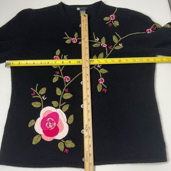 Vintage Rabbit Hair Wool Blend Rose Embroidered Cardigan Sweater Size L - Picture 6 of 11